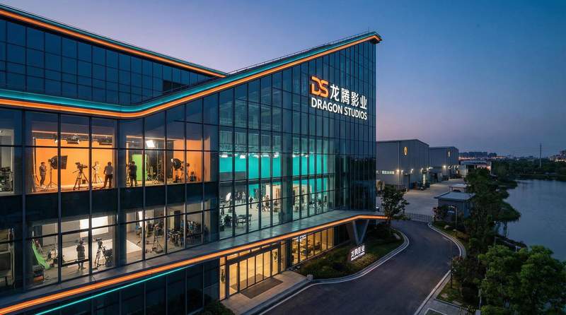 反差美女比亚迪海豹视频对比